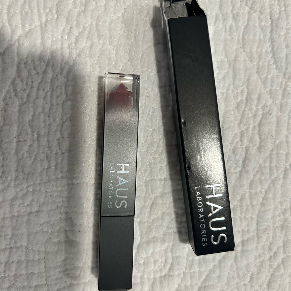 🌟BOGO🌟 Buy 1, Get 1 1/2 off!!  Haus Laboratories Le Riot Lip Gloss NIB